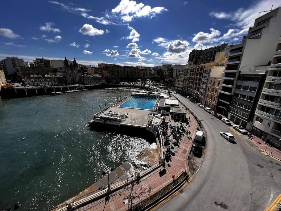 Seafront Meridionale 2Bedroom Apartment Saint Julian's Dış mekan fotoğraf